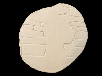 Espais ilimitats XXXV, porcelana, 53 x 54 x 1,5 cm. , 2012, TRENCADA_w600_h450